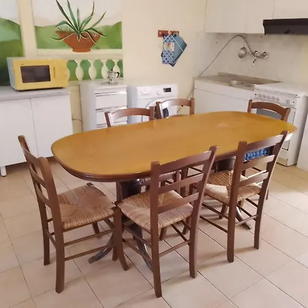 La Roccia Semesterbostad *